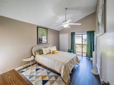 1051 S Highland Street Mount Dora FL 32757