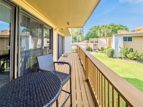 1051 S Highland Street Mount Dora FL 32757