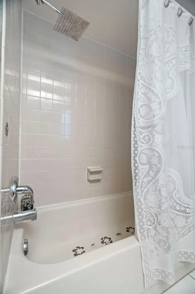 4103 N Bay Hills Boulevard Safety Harbor FL 34695