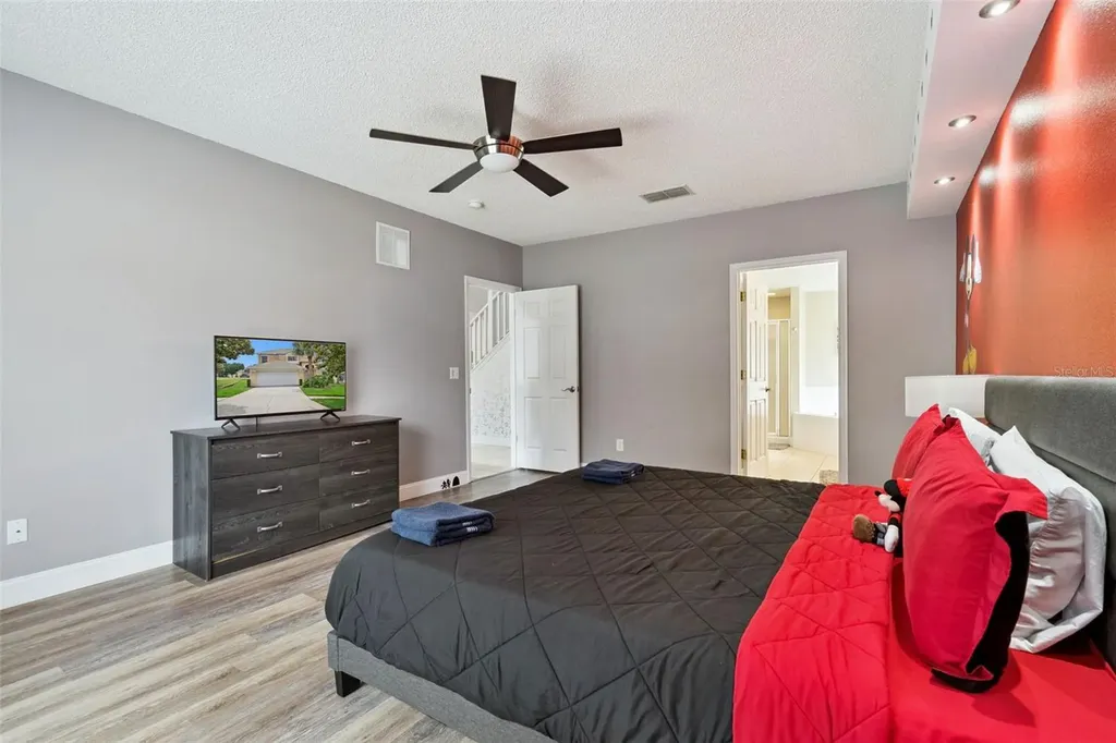 2694 La Isla Court Kissimmee FL 34747