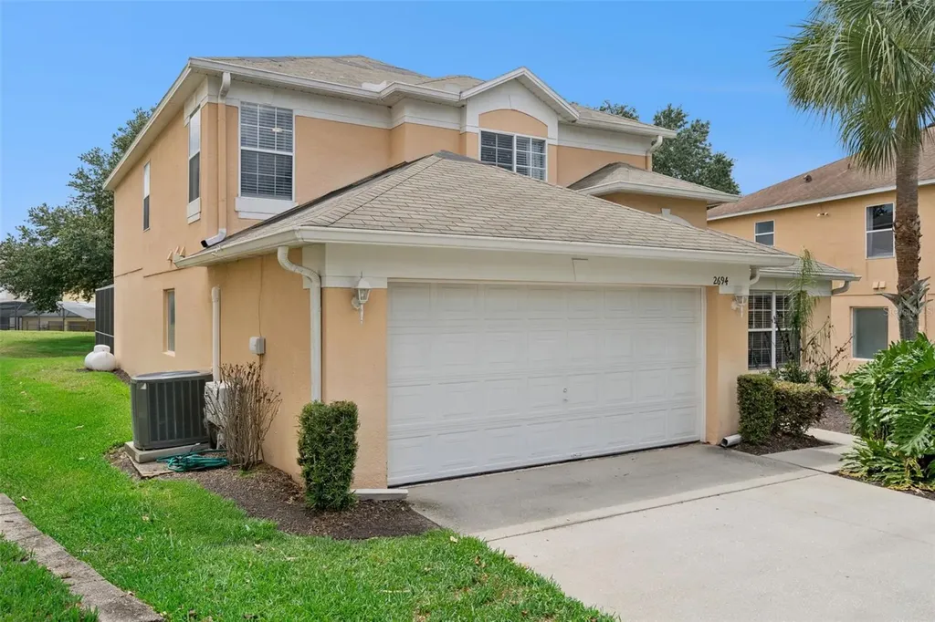 2694 La Isla Court Kissimmee FL 34747