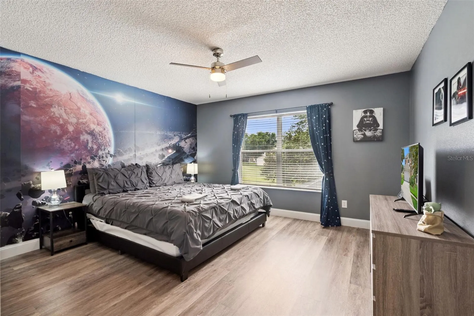 2694 La Isla Court Kissimmee FL 34747