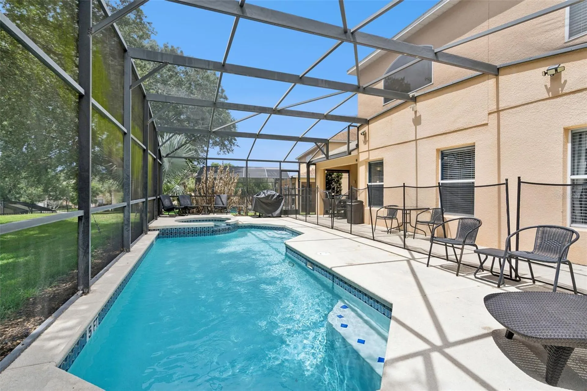 2694 La Isla Court Kissimmee FL 34747