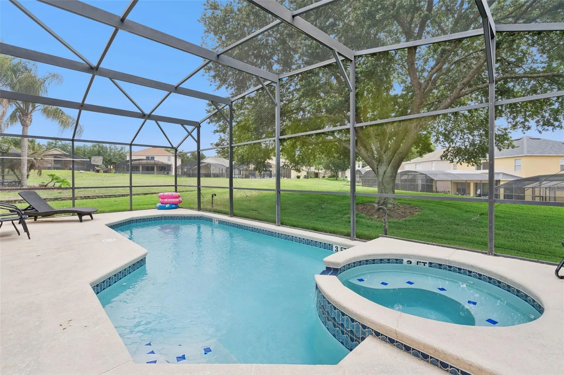 2694 La Isla Court Kissimmee FL 34747