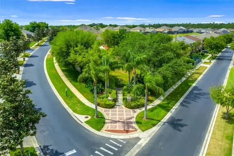 2694 La Isla Court Kissimmee FL 34747