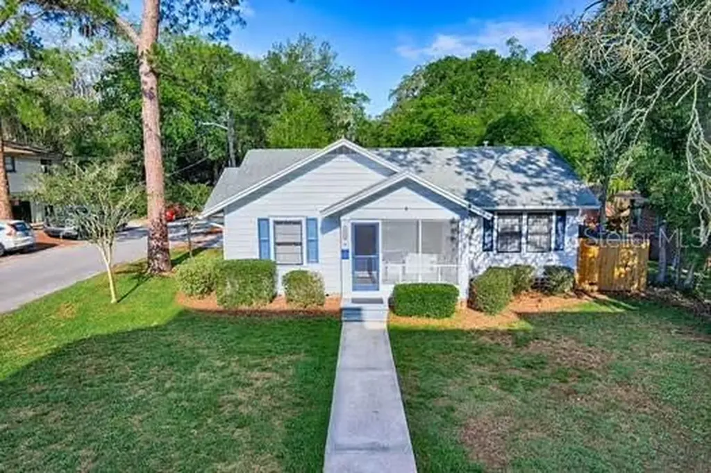 302 NW 19 Street Gainesville FL 32603