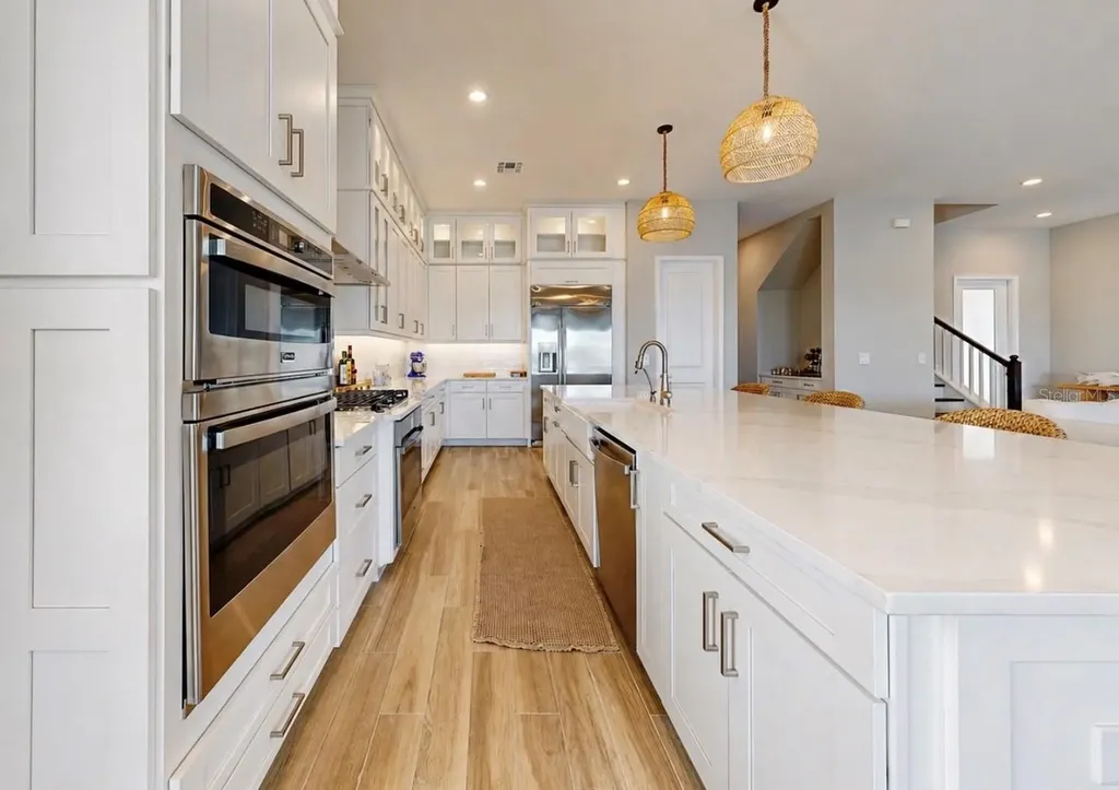 3016 Christophers Watch Lane Ruskin FL 33570