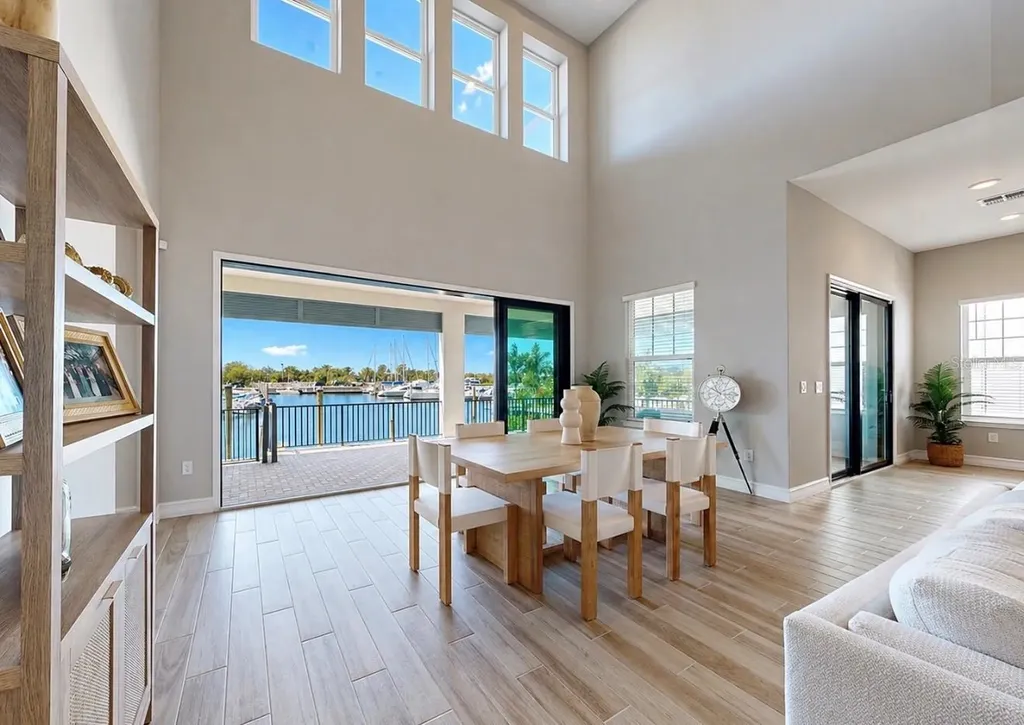 3016 Christophers Watch Lane Ruskin FL 33570