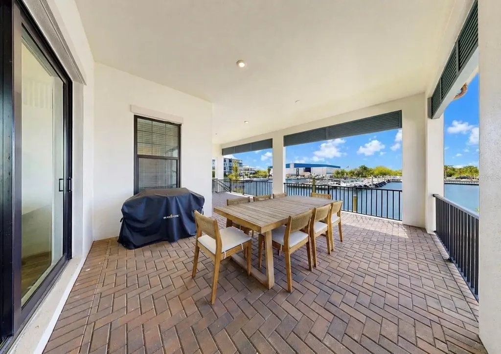 3016 Christophers Watch Lane Ruskin FL 33570