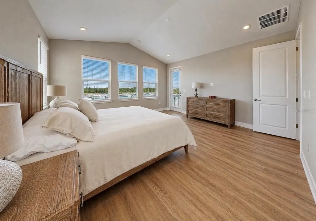 3016 Christophers Watch Lane Ruskin FL 33570