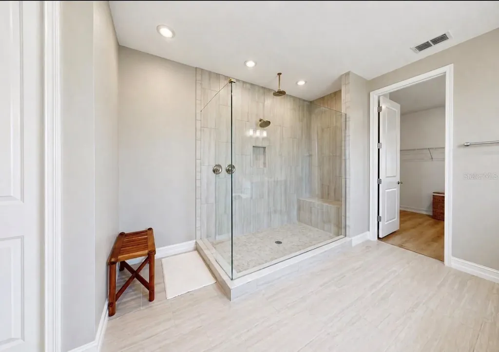 3016 Christophers Watch Lane Ruskin FL 33570