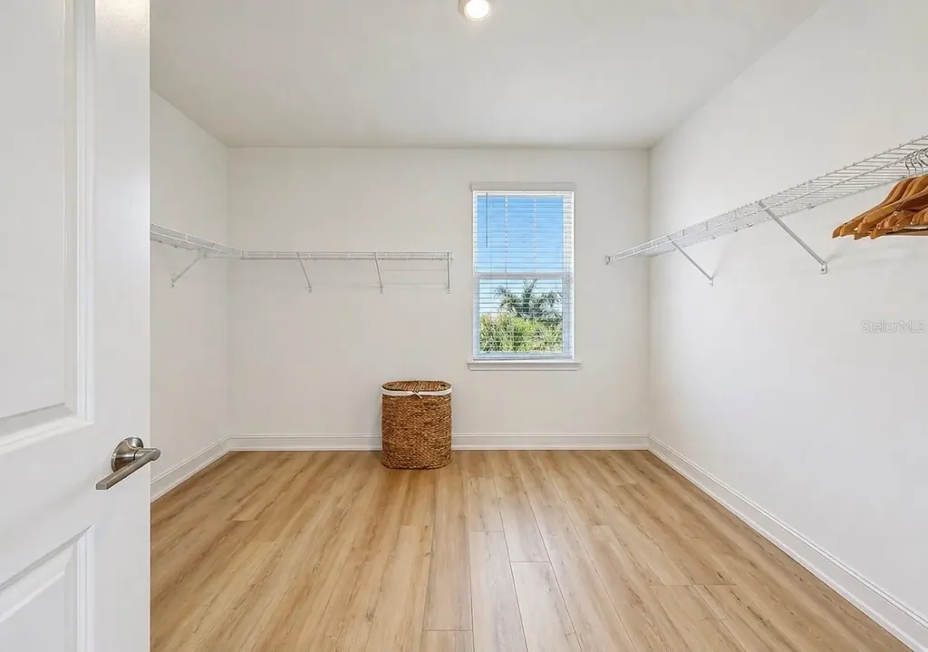 3016 Christophers Watch Lane Ruskin FL 33570