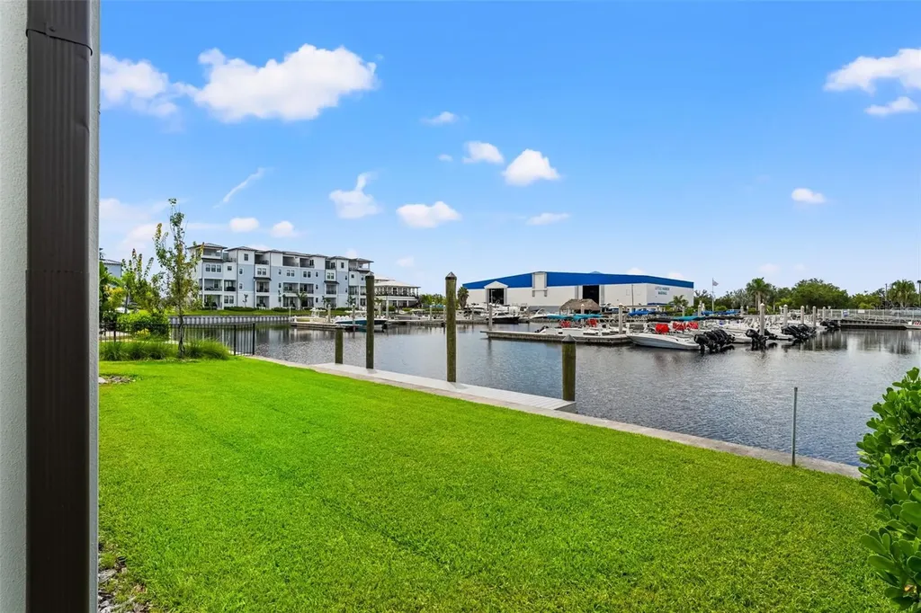 3016 Christophers Watch Lane Ruskin FL 33570
