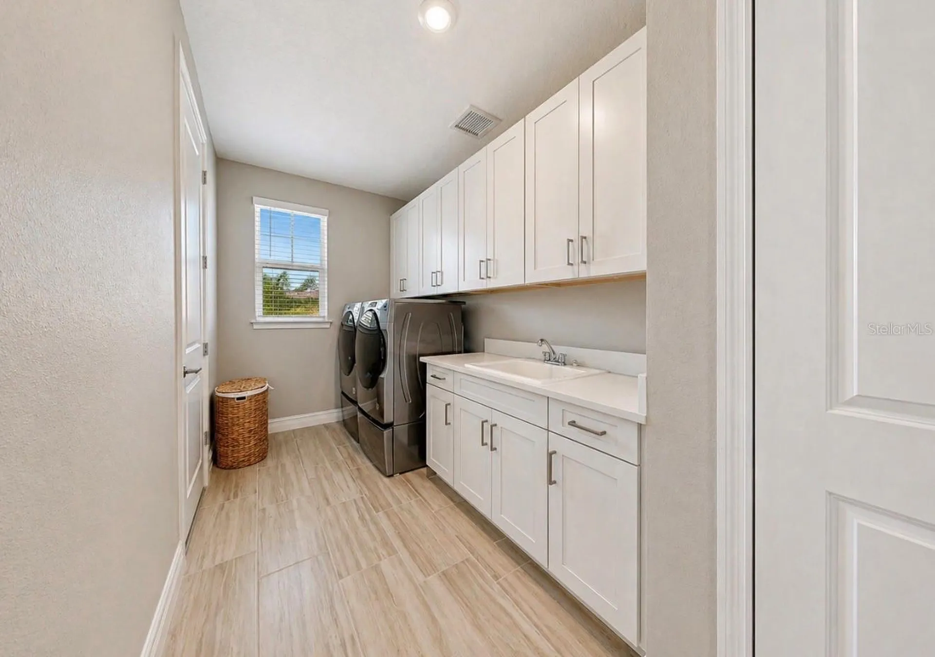 3016 Christophers Watch Lane Ruskin FL 33570