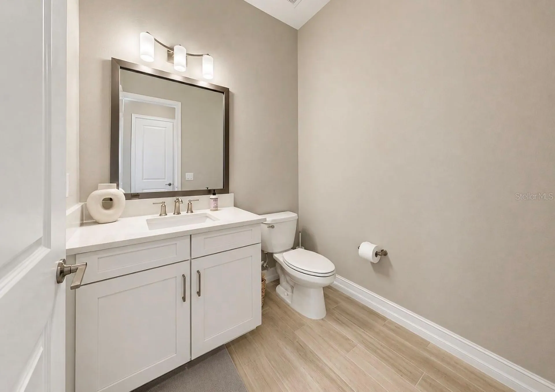 3016 Christophers Watch Lane Ruskin FL 33570