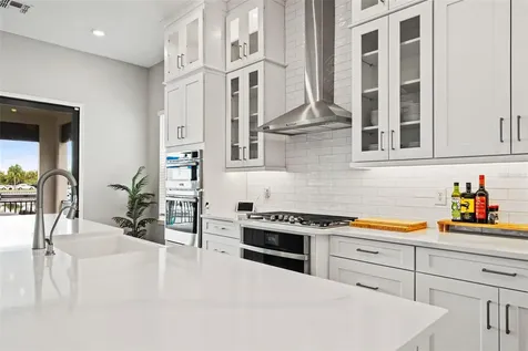 3016 Christophers Watch Lane Ruskin FL 33570