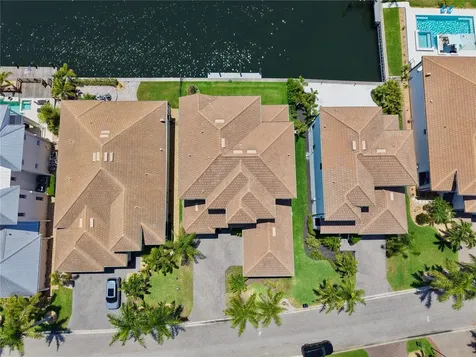 3016 Christophers Watch Lane Ruskin FL 33570