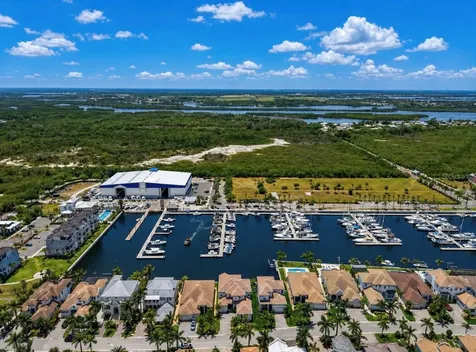 3016 Christophers Watch Lane Ruskin FL 33570