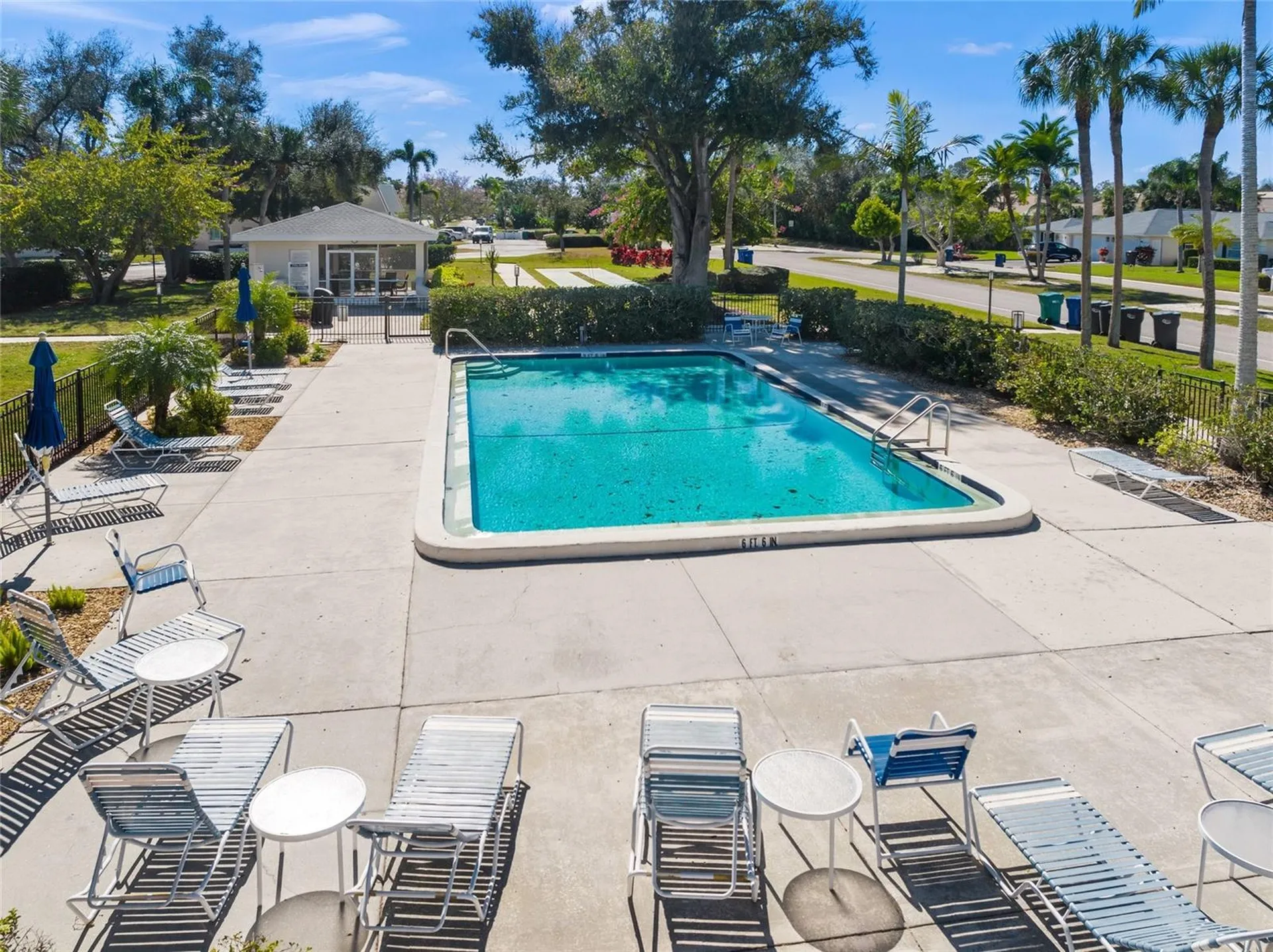 7193 W Country Club Drive N Sarasota FL 34243