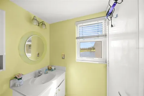 7193 W Country Club Drive N Sarasota FL 34243