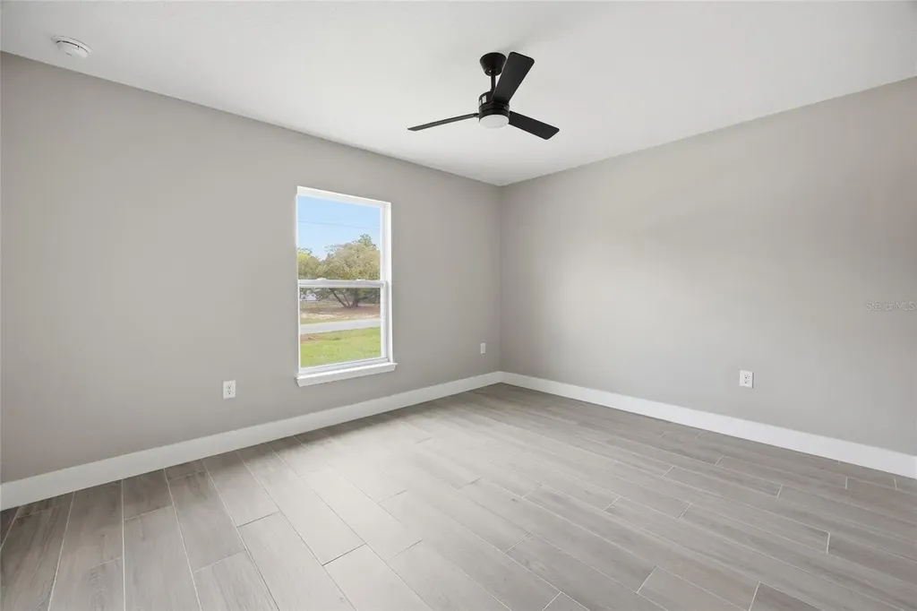 3086 W Hampshire Boulevard Citrus Springs FL 34433