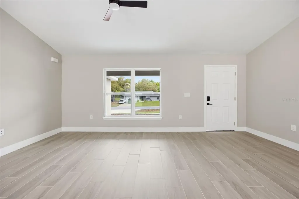 3086 W Hampshire Boulevard Citrus Springs FL 34433