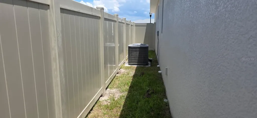 2122 River Hawk Loop Winter Haven FL 33880