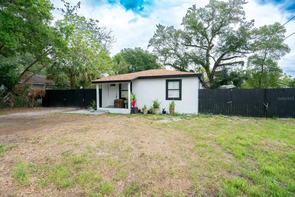 4615 Webster Street Tampa FL 33610
