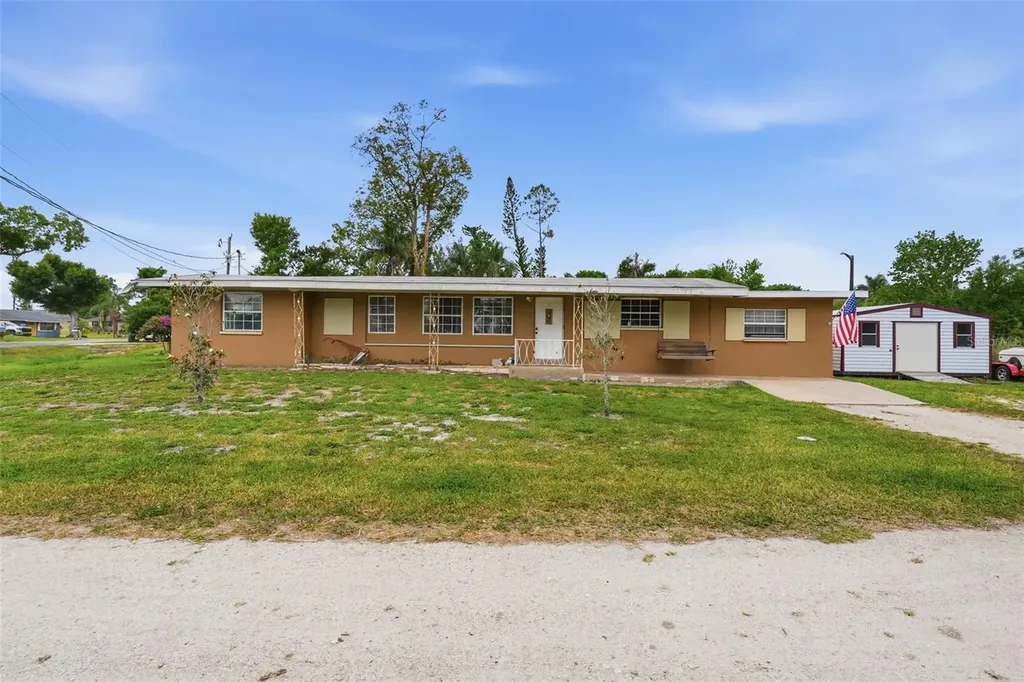 3819 36th Avenue Palmetto FL 34221