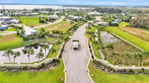 3166 Great Heron Loop Polk City FL 33868