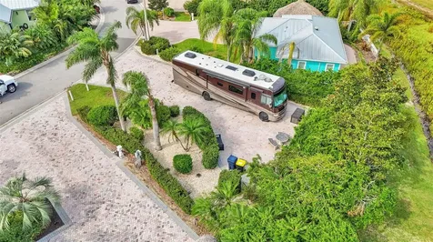 3166 Great Heron Loop Polk City FL 33868