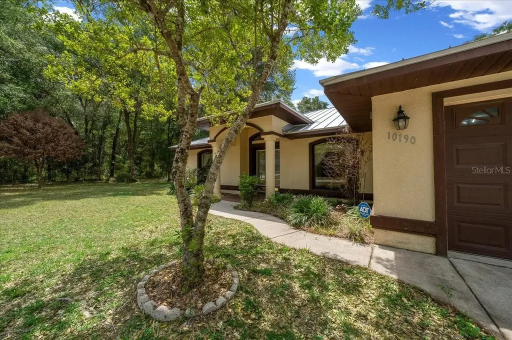 10190 N Athenia Drive Citrus Springs FL 34434