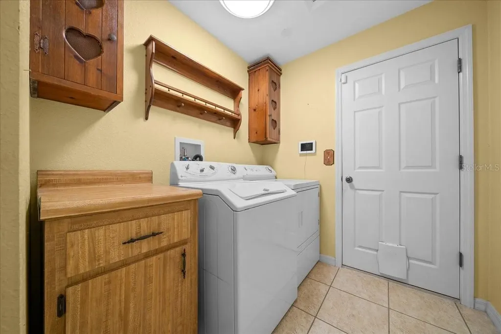 10190 N Athenia Drive Citrus Springs FL 34434