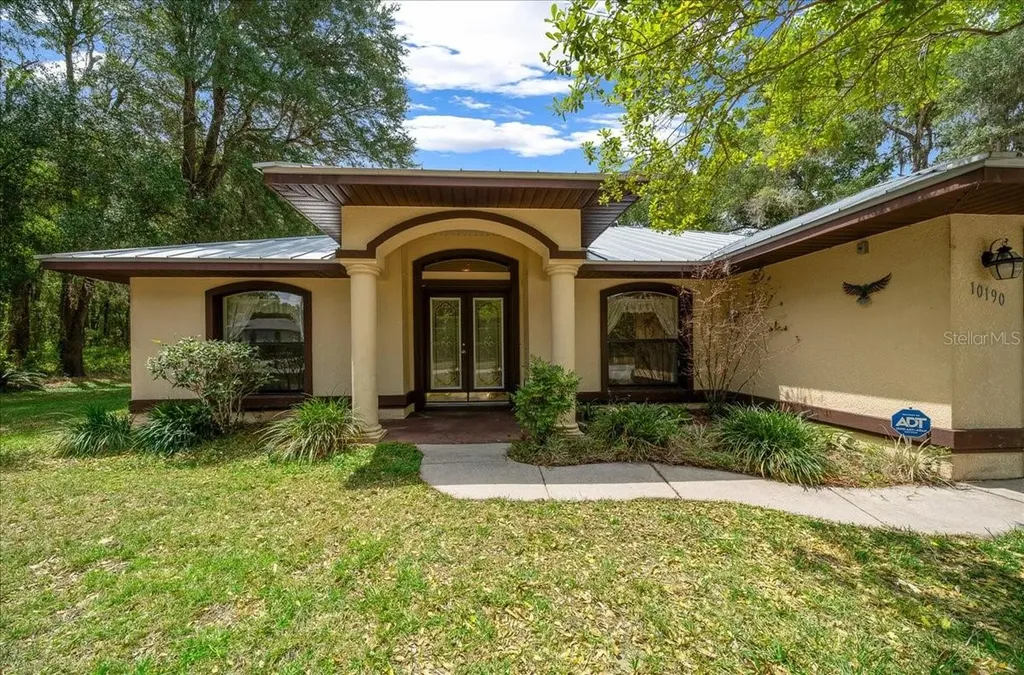 10190 N Athenia Drive Citrus Springs FL 34434