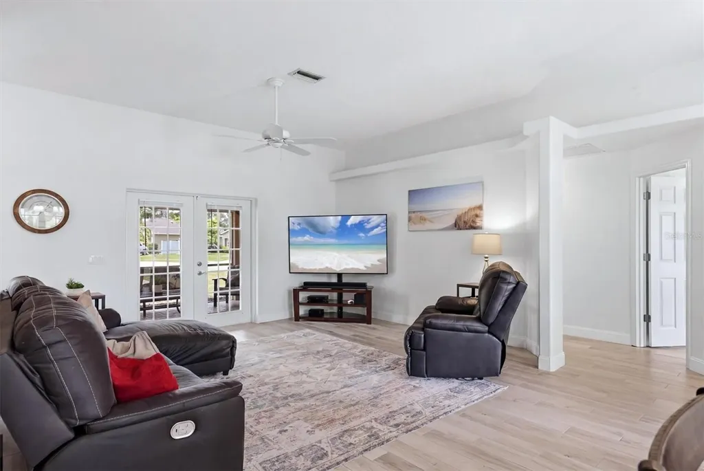 2405 49th Drive E Bradenton FL 34203