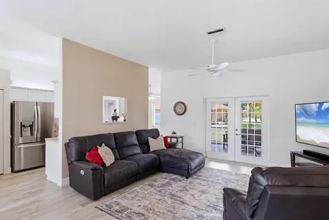 2405 49th Drive E Bradenton FL 34203