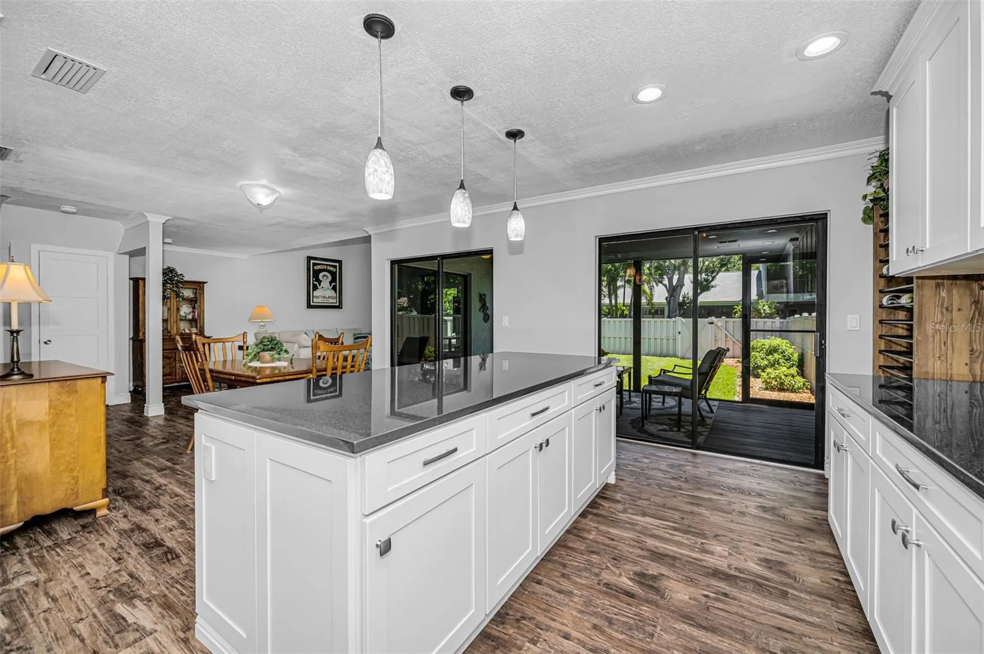 932 Myakka Court NE St Petersburg FL 33702