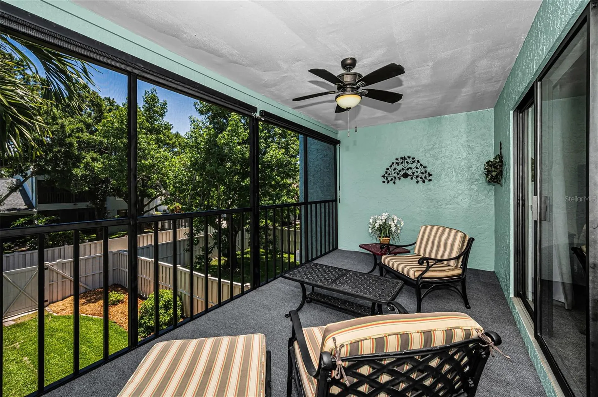 932 Myakka Court NE St Petersburg FL 33702