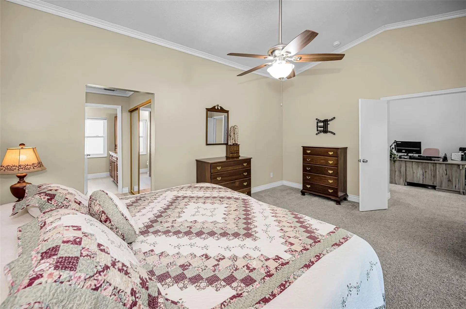 932 Myakka Court NE St Petersburg FL 33702