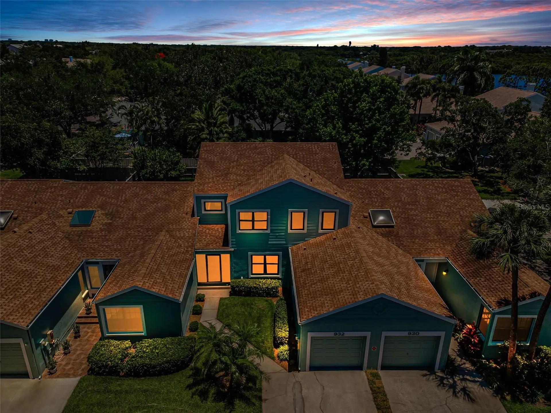 932 Myakka Court NE St Petersburg FL 33702