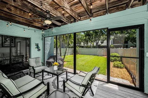 932 Myakka Court NE St Petersburg FL 33702
