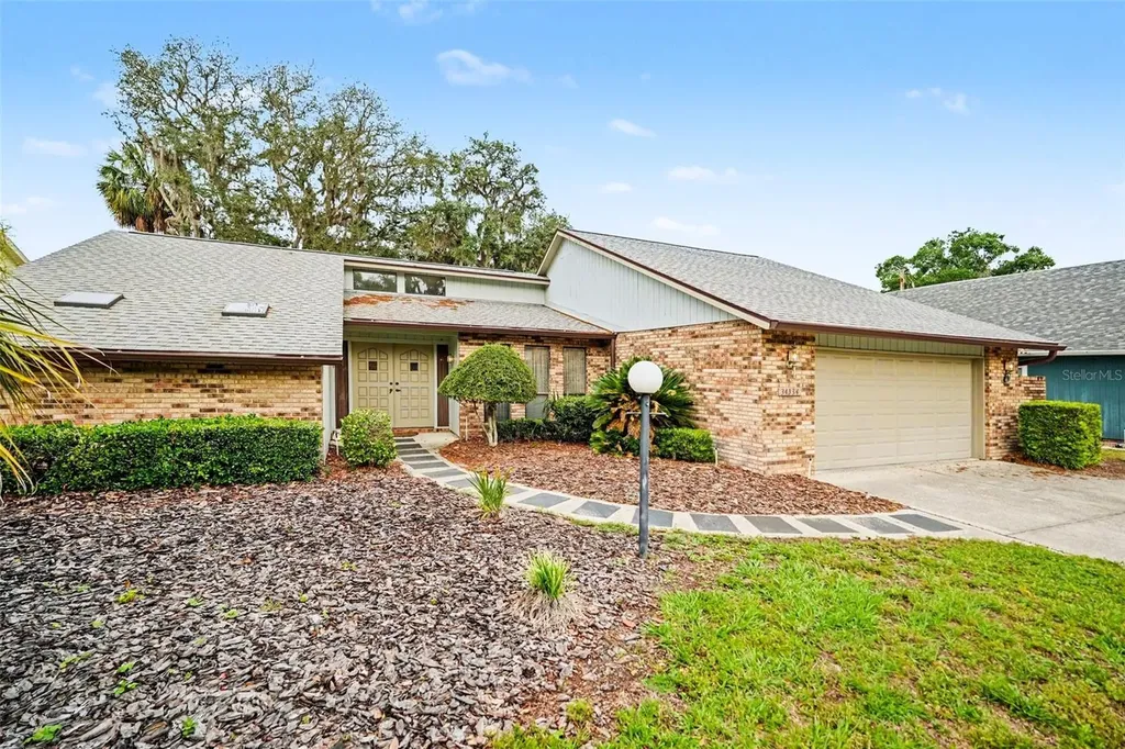 34334 Whispering Oaks Boulevard Dade City FL 33523
