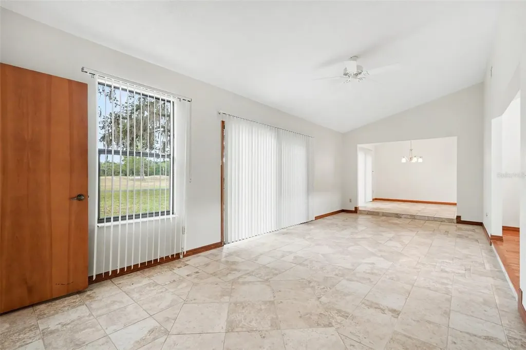 34334 Whispering Oaks Boulevard Dade City FL 33523