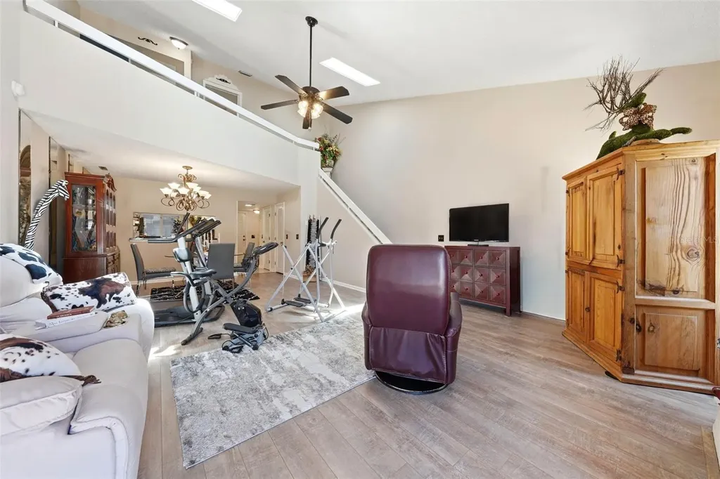 1910 SE 37th Court Circle Ocala FL 34471