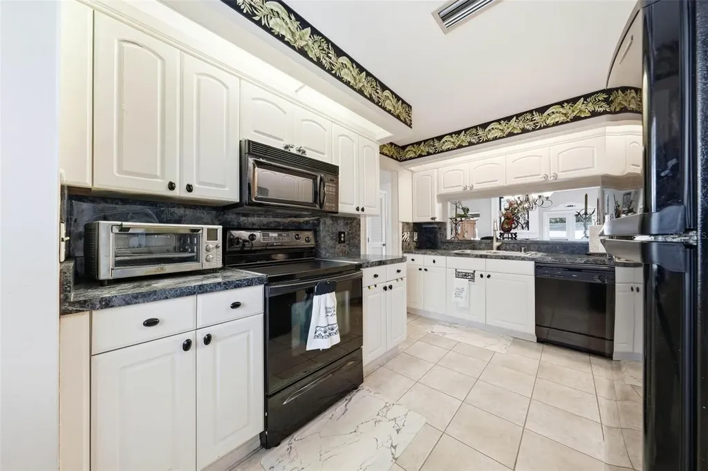 1910 SE 37th Court Circle Ocala FL 34471