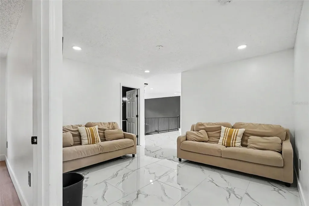 5385 Dahlia Reserve Drive Kissimmee FL 34758
