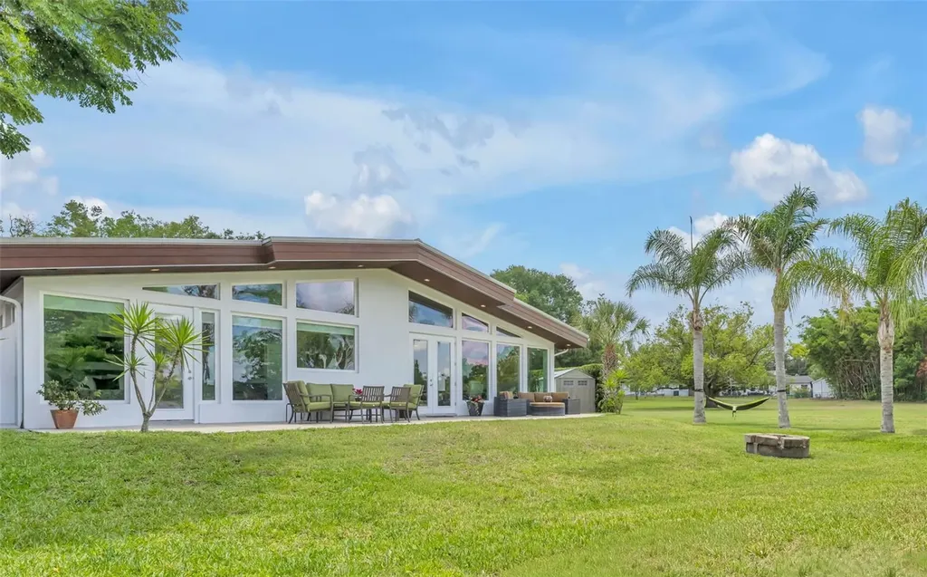 1841 Lake Spier Drive Winter Park FL 32789
