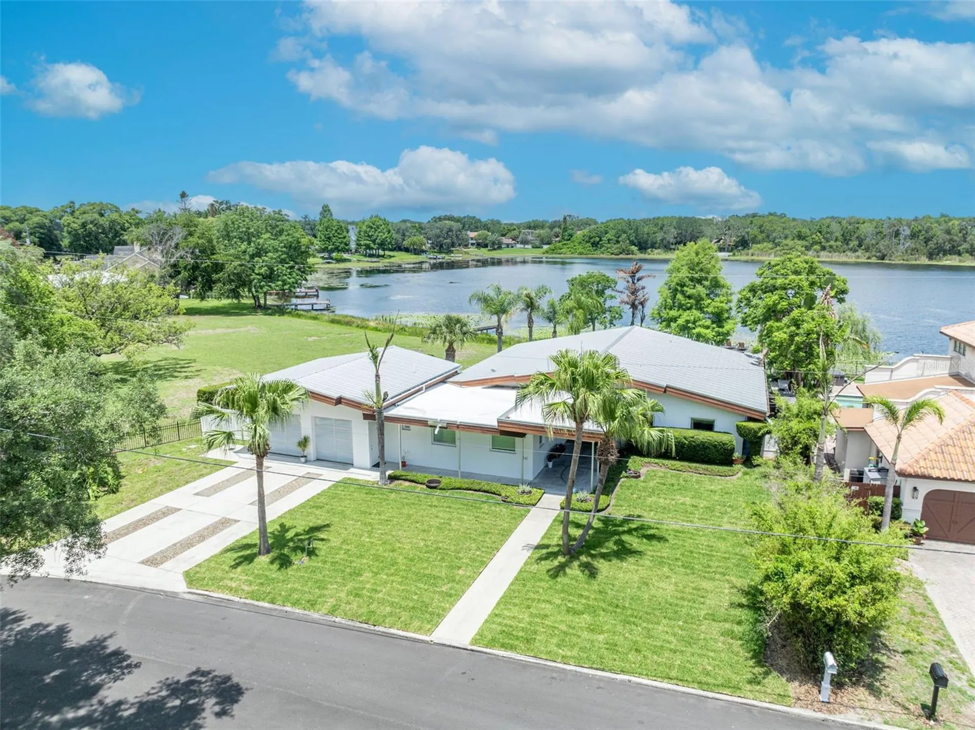 1841 Lake Spier Drive Winter Park FL 32789