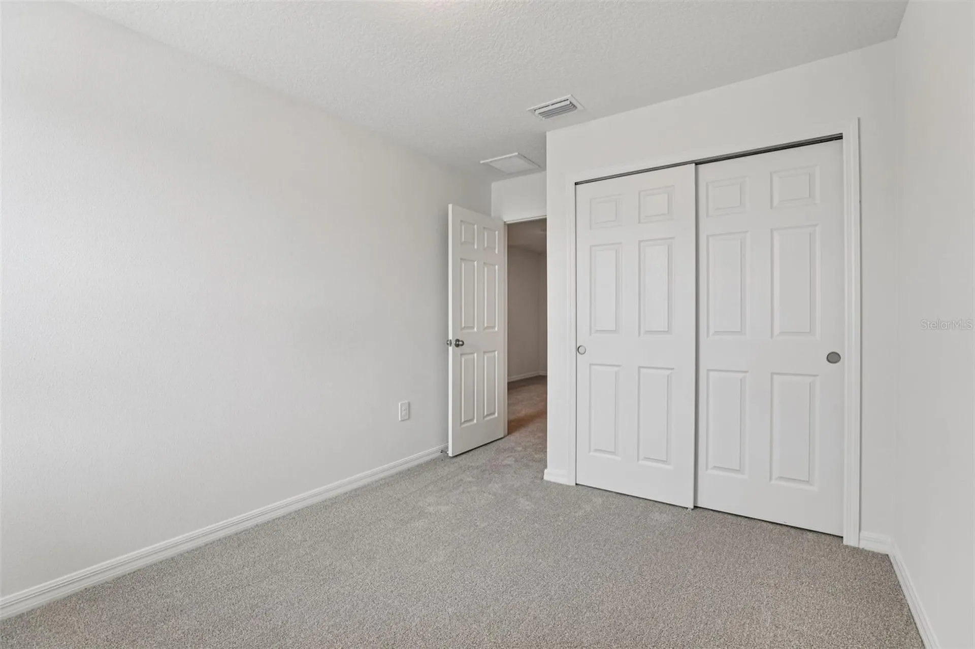 16350 Bird Of Paradise Avenue Clermont FL 34714