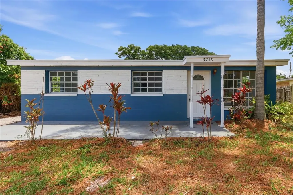 3719 Papai Drive Sarasota FL 34232